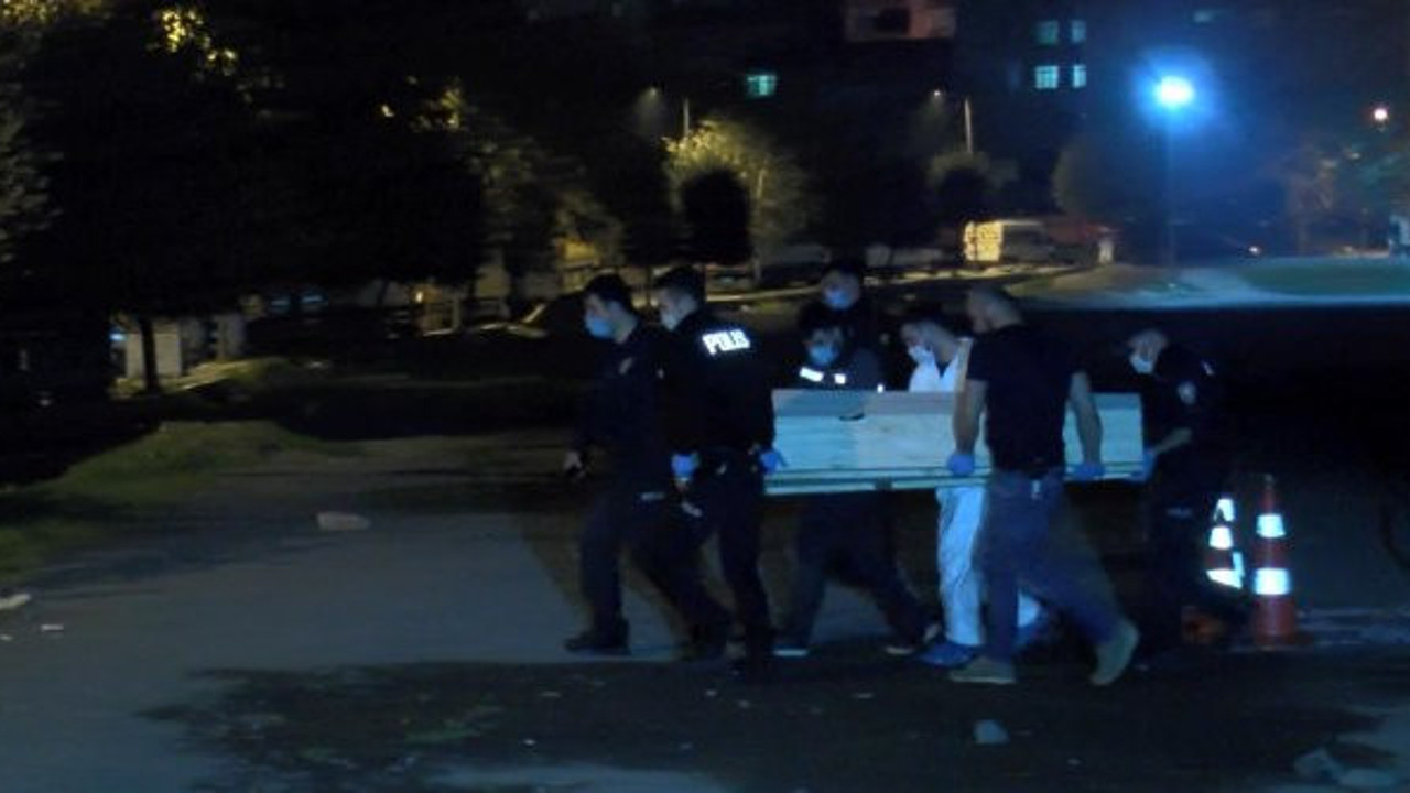 Bağcılar'da erkek cesedi yanında tabancayla bulundu