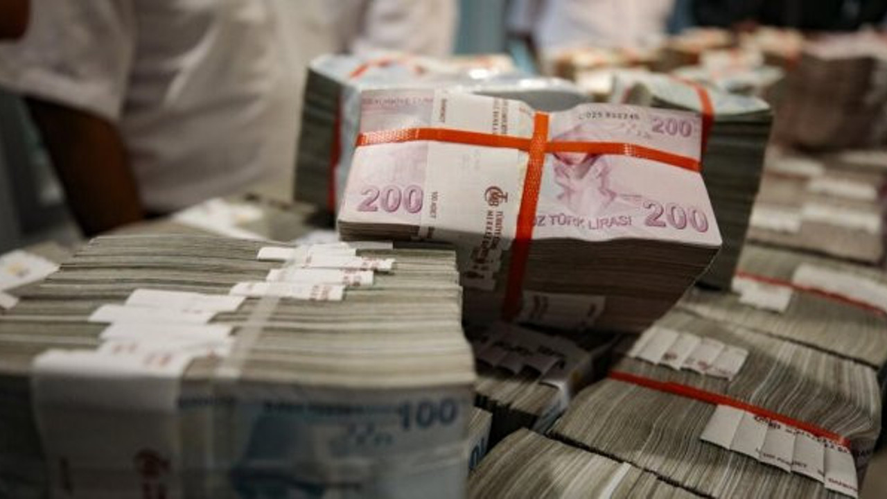 CHP’nin raporu çılgın borcu ortaya çıkardı. 1.9 trilyon liraya dayandı