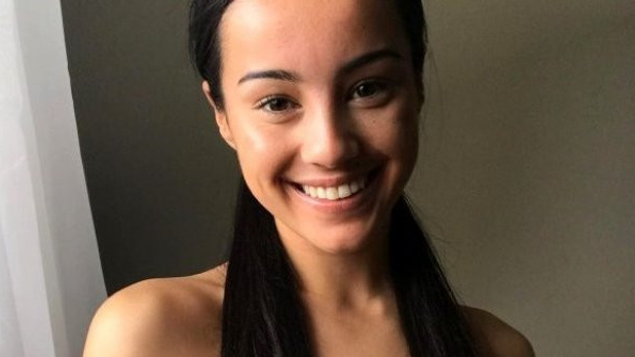 18 yaşındaki genç kıza ajans şoku! Genç kızdan bunu talep ettiler...