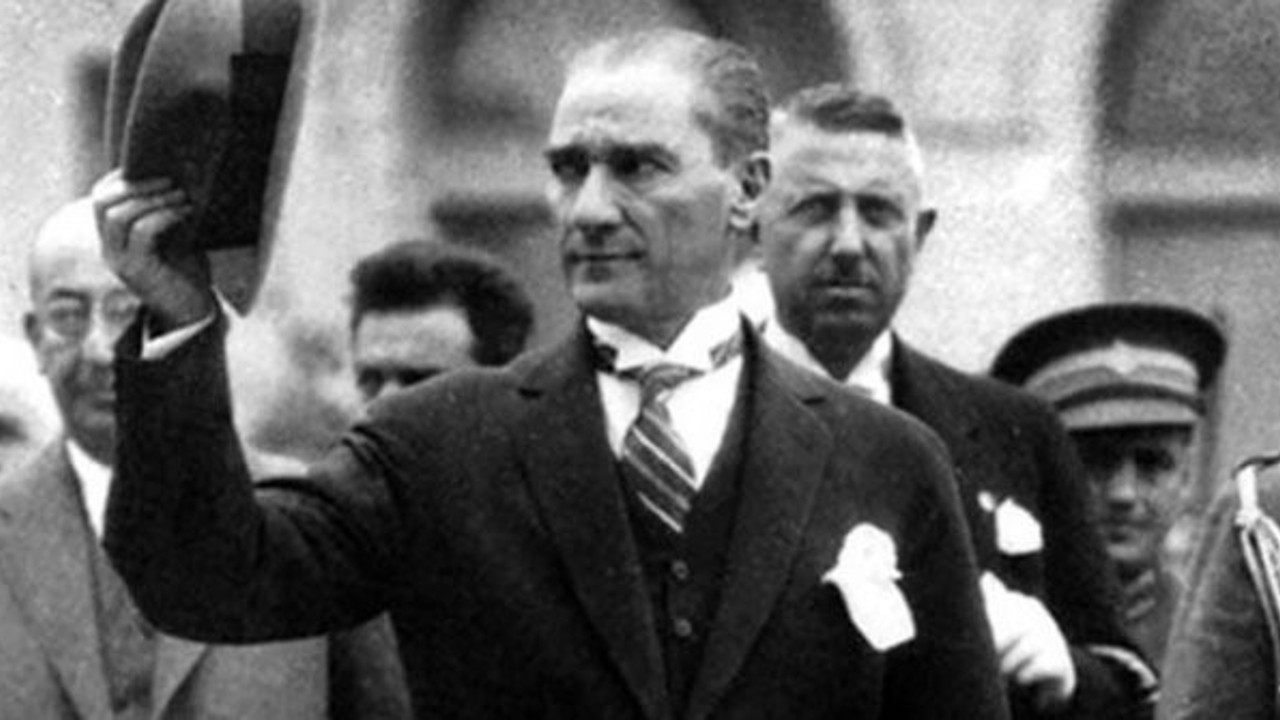 Atatürk olmasaydı Türkiye de yoktu (29 Ekim 2020)