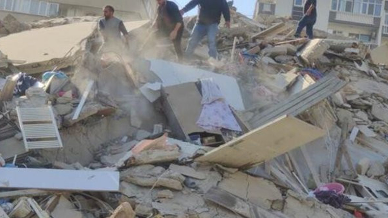 İzmir’de deprem fırtınası! Çok sayıda artçı meydana geldi…