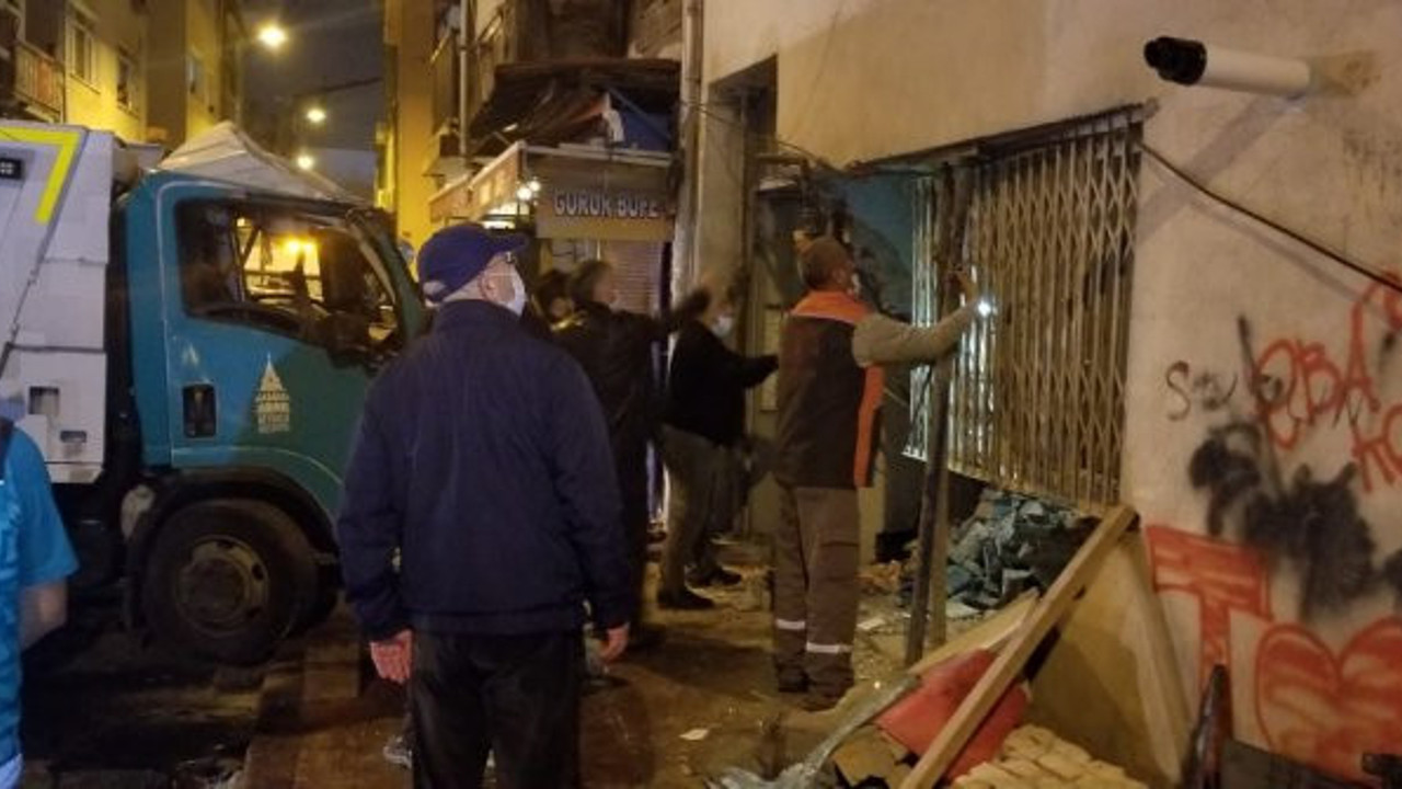 İstanbul Beyoğlu'nda facia ucuz atlatıldı. Tahliye edildiler. Çöp Kamyonunun freni patlayınca olanlar oldu
