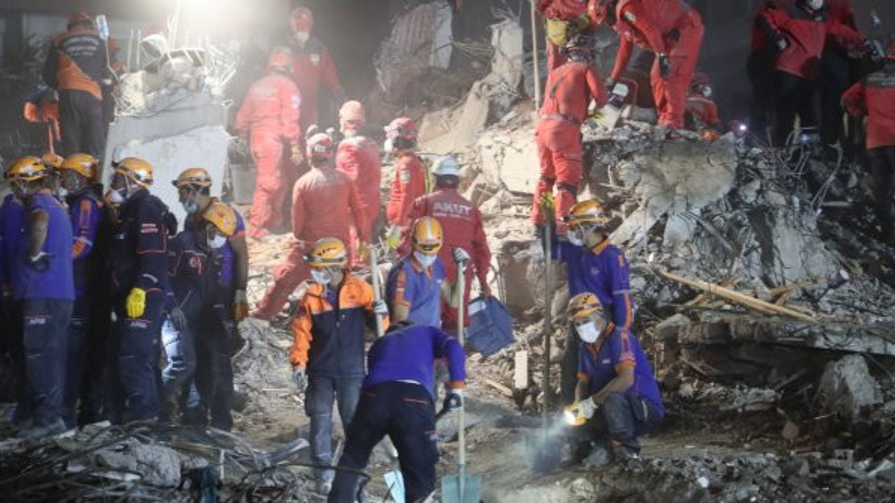 İzmir’de arama kurtarma çalışmaları tamamlandı