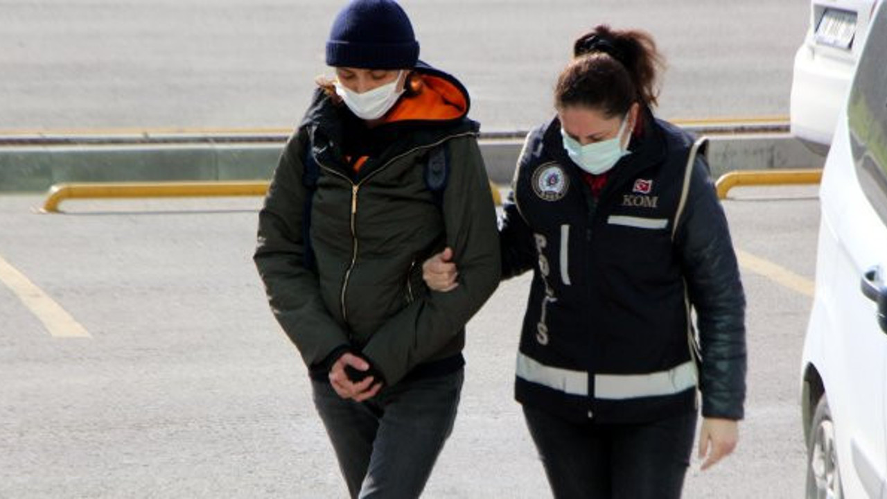 Kadın pompacı sihirli mantarla yakalandı