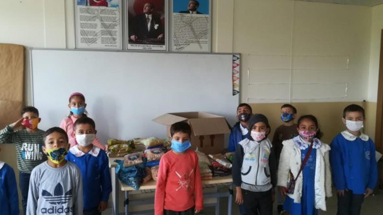 Kendi küçük yüreği büyük çocuklardan İzmir'e destek