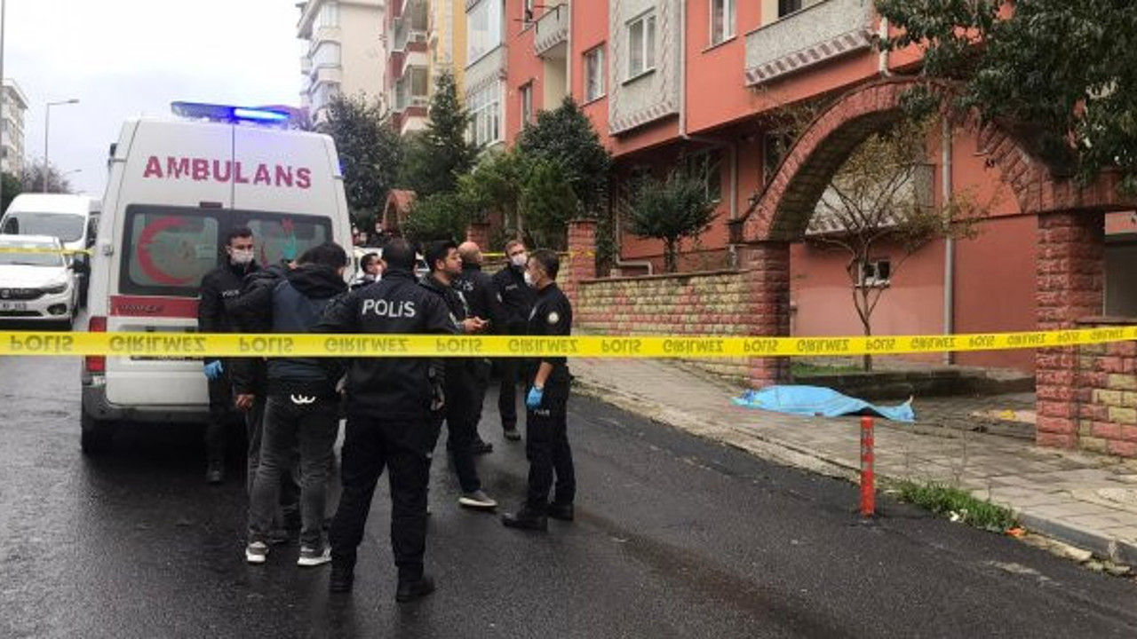 Halı silkelerken canından oldu