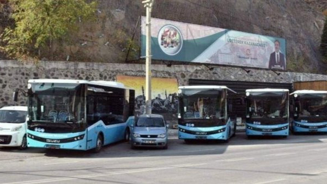 Belediyenin otobüs ihalesini başkanın aile şirketi kazandı