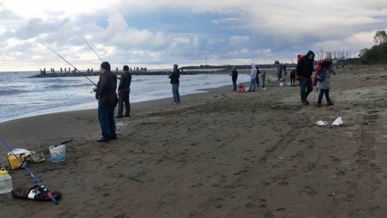 2 ton balık firar etti. Oltasını alan denize koştu. Ne attılarsa boş gelmedi. Hem de en pahalı balık...