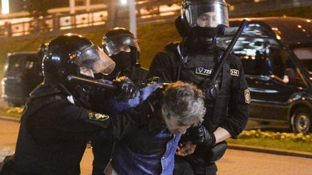 Belarus'taki protestolarda 700'den fazla kişi gözaltına alındı