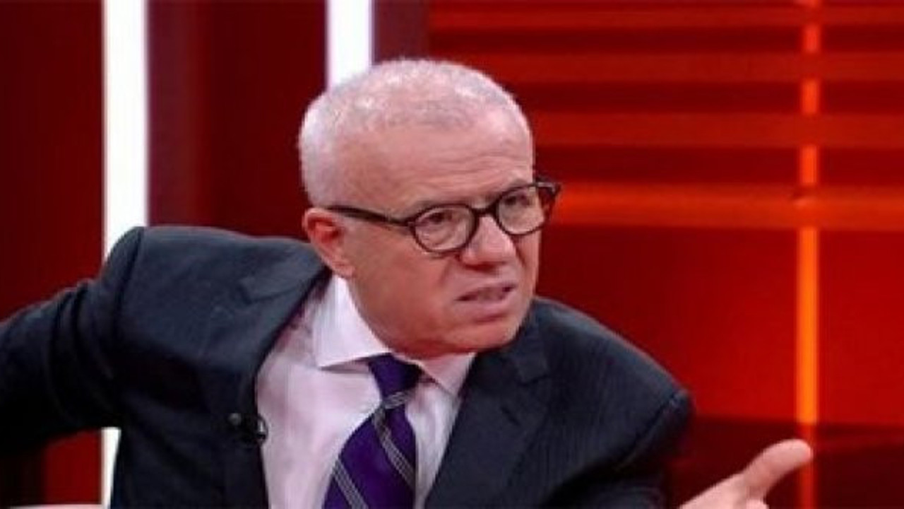 Yanan tarihi Vaniköy Camisi’nin bir vakfa devredildiği ortaya çıktı, devir gününe Özkök de isyan etti