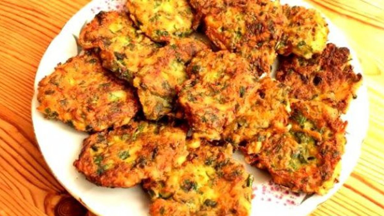 Otlu Mücver nasıl yapılır. Otlu Mücver tarifi. Otlu Mücver için gerekli malzemeler?