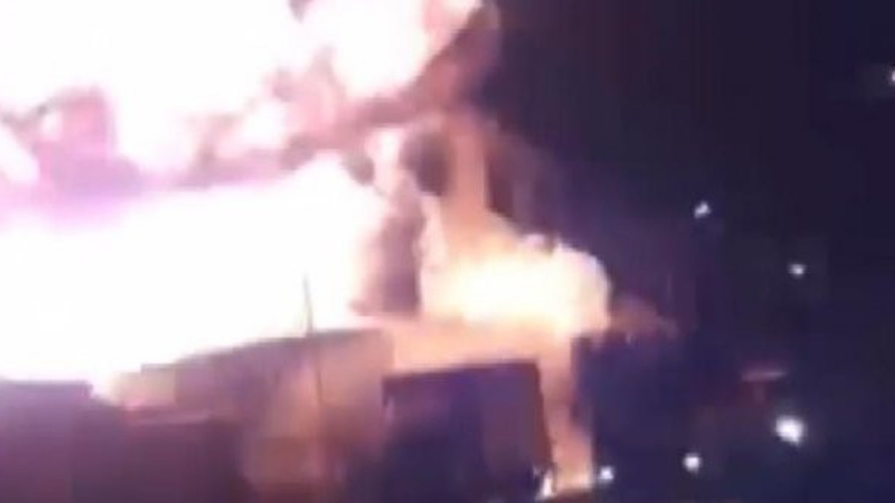İstanbul'da tekstil atölyesi patladı. Bir şey oldu itfaiyecilere. O anlar böyle görüntülendi