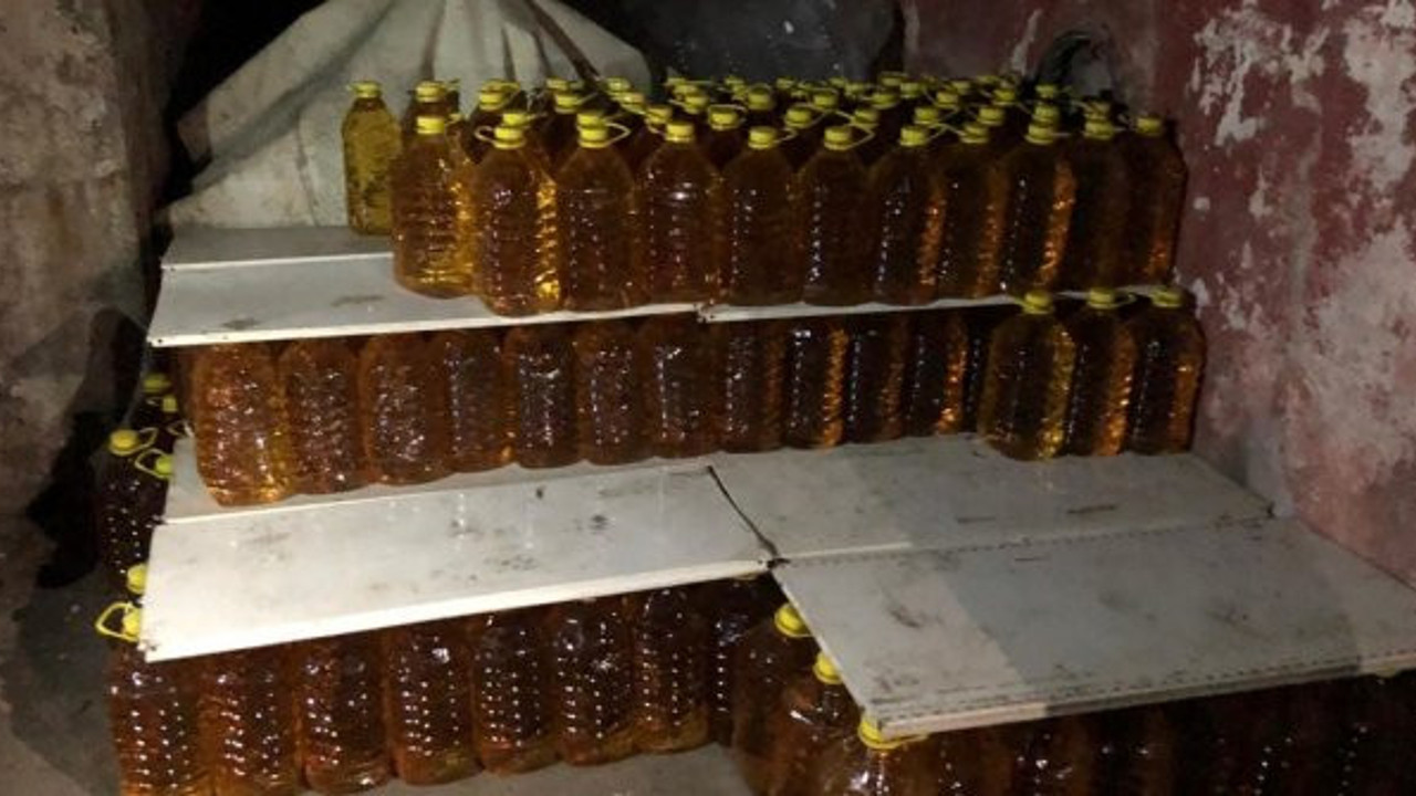 Sirke şişelerine doldurup piyasaya süreceklerdi. Şişelerin içindekine inanamayacaksınız