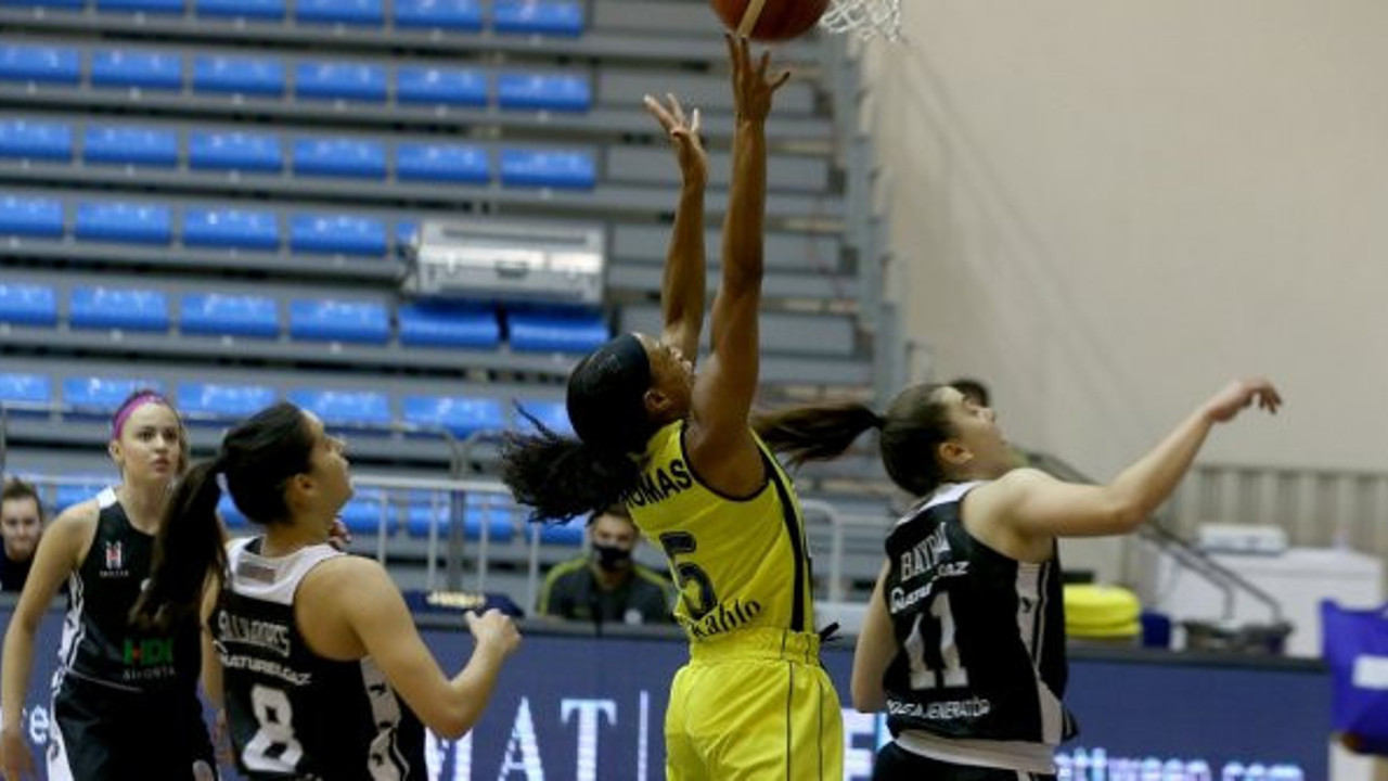 Dev derbide gülen taraf Fenerbahçe oldu