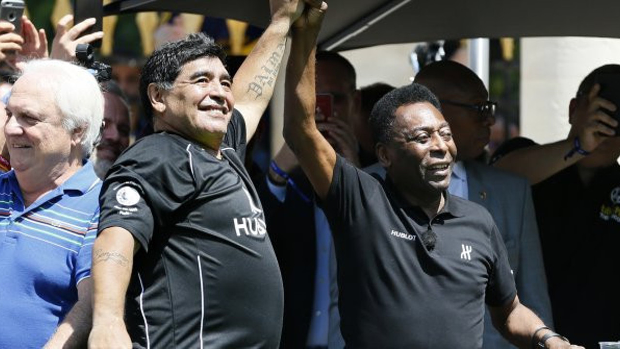 Maradona için ondan önce futbolun devi gösterilen Pele'den duygulandıran paylaşım