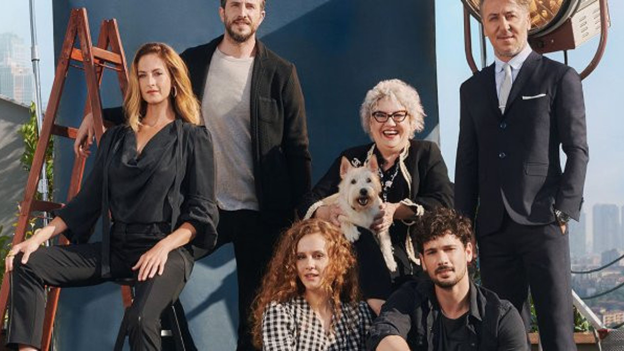 Menajerimi arada kıyafet krizi. Ünlü modacı Rufat İsmayil suç duyurusunda bulundu