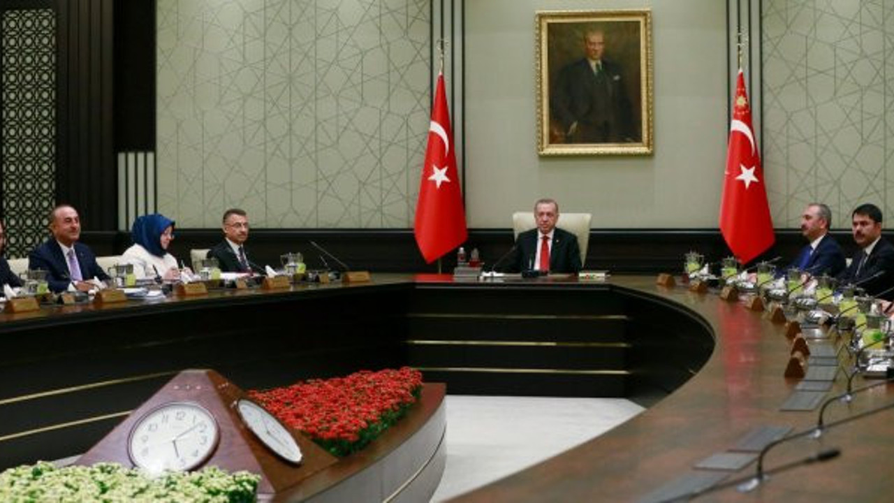 Hafta içi de sokağa çıkma yasağı mı geliyor? İşte masadaki yasaklar. Gözler Kabine Toplantısı’nda