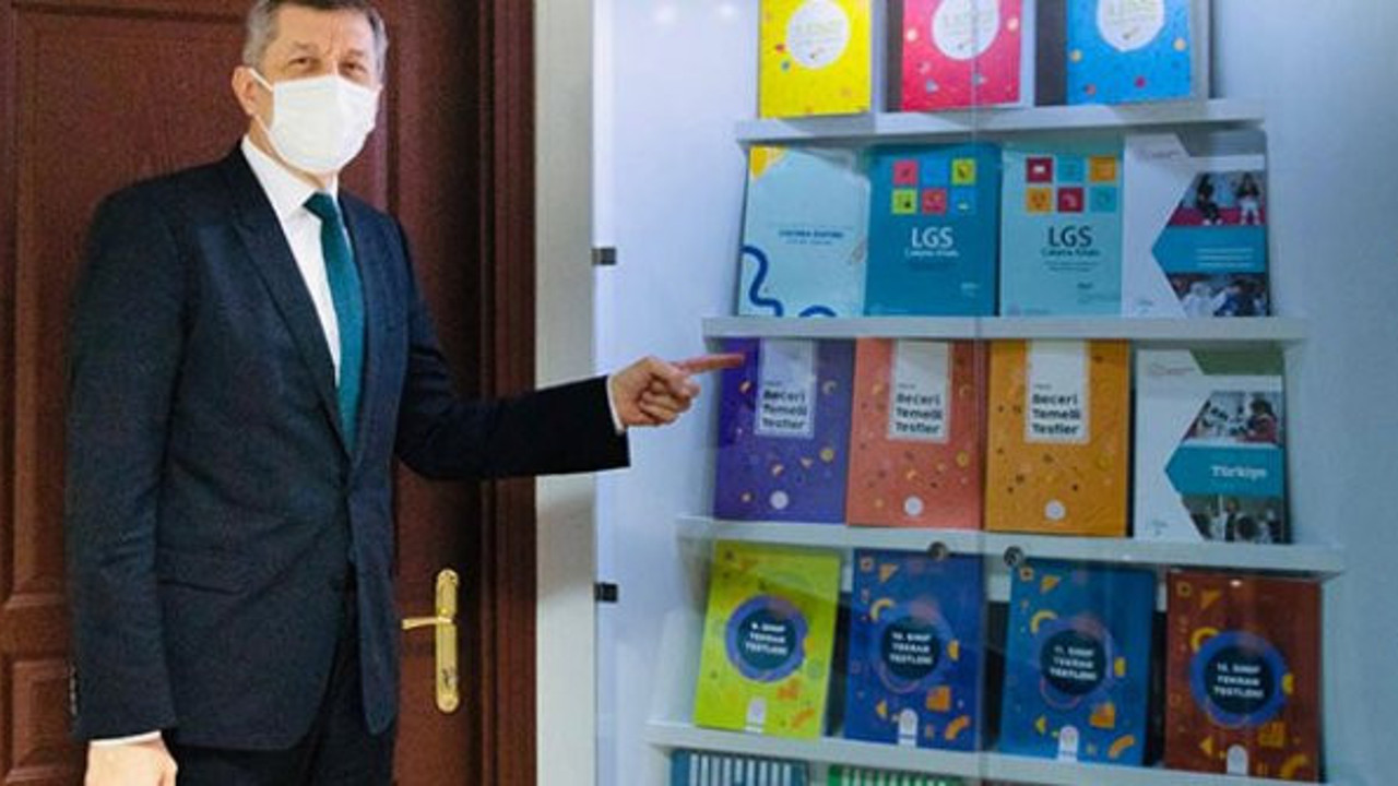 Bakan Selçuk: Soru setlerimiz 38 milyon kez görüntülendi
