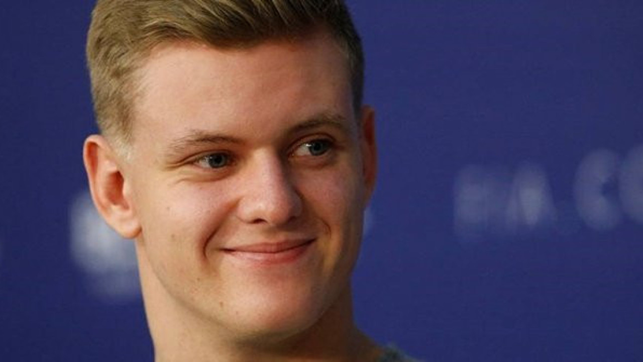 Schumacher'in oğlu gelecek yıl Formula 1'de mücadele edecek