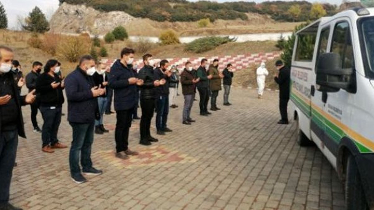 Korona virüs iki kardeşi aynı gün hayattan kopardı (02 Aralık 2020)