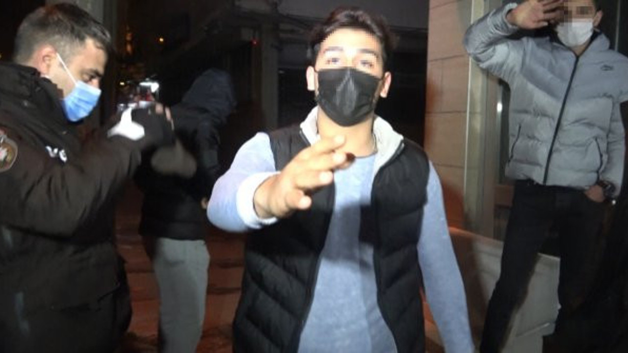 Hem yasak tanımadı hem de gazetecinin burnunu kırdı, kameralar anbean kaydetti, bekçiler bile engel olamadı