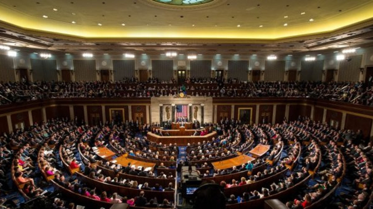 ABD Kongresi dediğini yaparsa çıra gibi yanacağız. Doların kanatlanıp uçması an meselesi