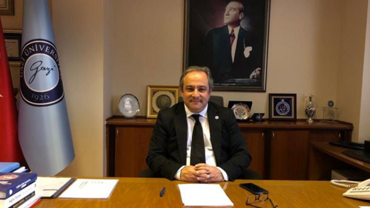 Aşı olacak ikinci ve üçüncü meslek gruplarını Toplum Bilimleri Üyesi Profesör İlhan tek tek açıkladı