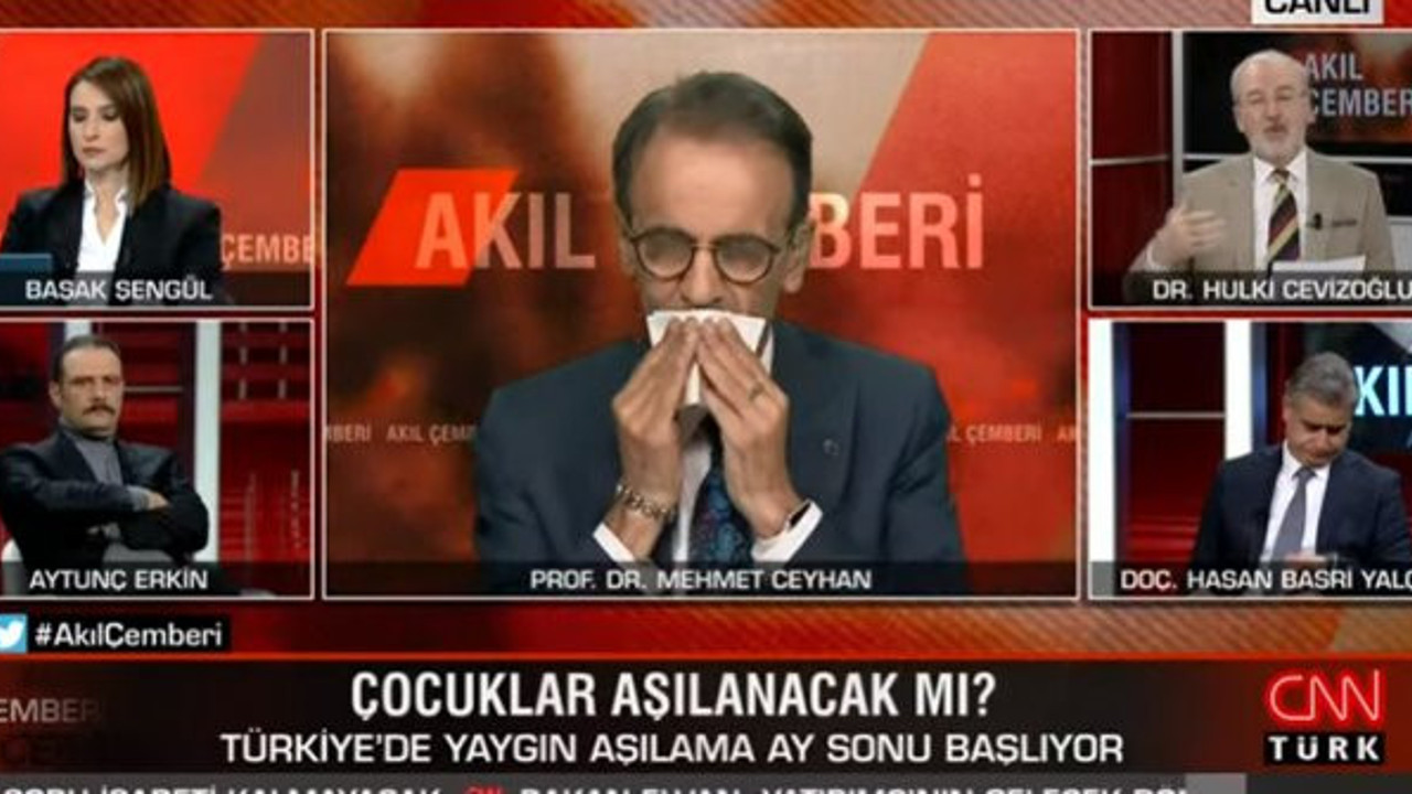 Prof. Dr. Mehmet Ceyhan canlı yayında aniden fenalaştı. Stüdyodakiler ne yapacağını şaşırdı. Canlı yayında panik anları