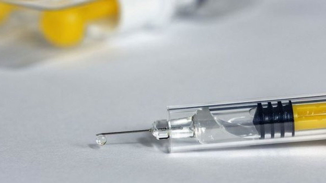 Dünyanın konuştuğu Oxford aşısında tüm gerçekler ortaya döküldü