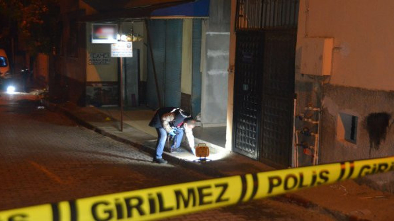 Sokak ortasında bıçaklı kavga (09 Aralık 2020)