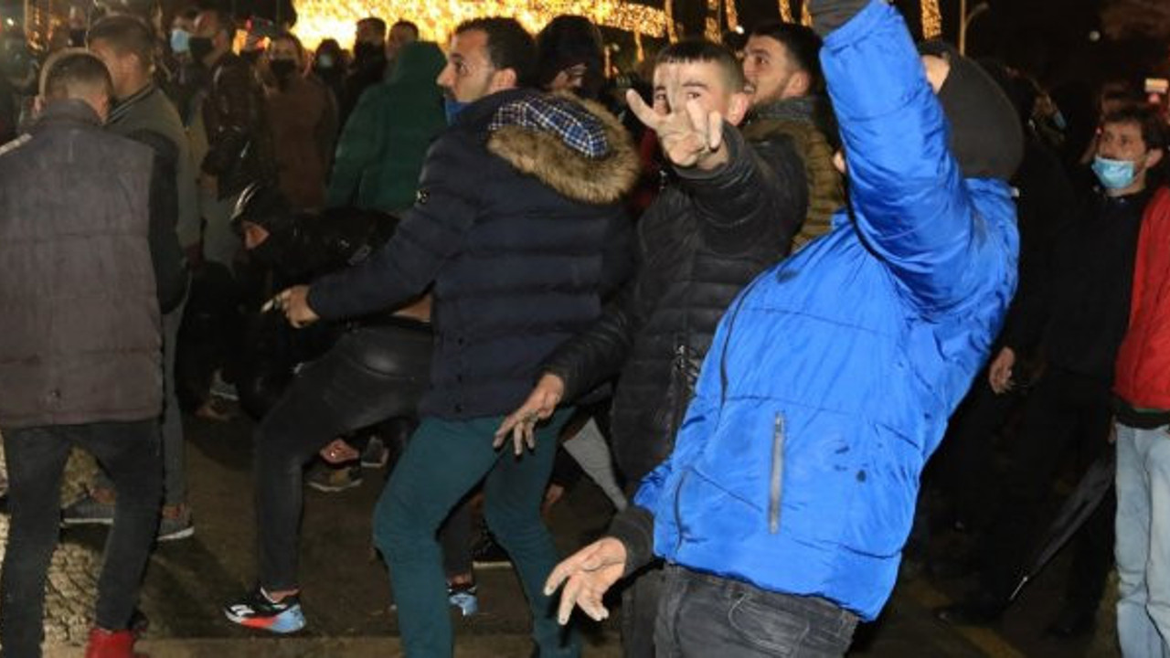 Protesto gösterileri ortalığı karıştırdı