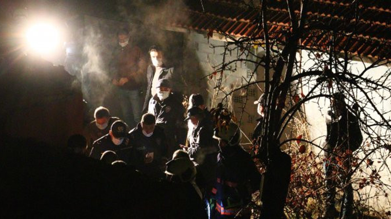 Ailesi evden kovdu. Diri diri yandı. Vicdansızlık diz boyu