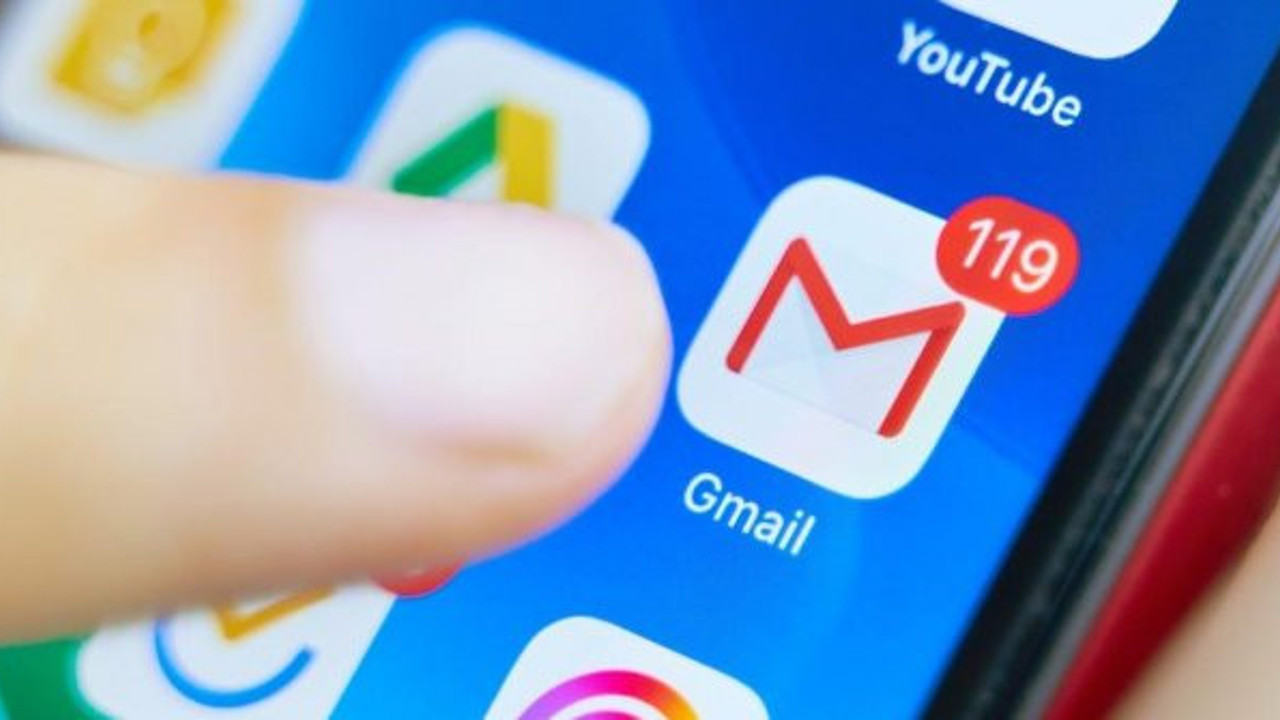 Youtube ve Gmail çöktü mü