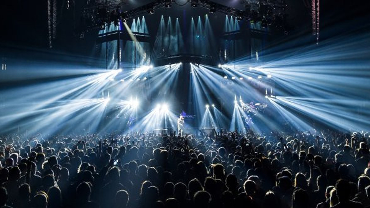 Korona virüsü bulaştırmak için konser düzenlediler. Tüm dünya bu olayı konuşuyor