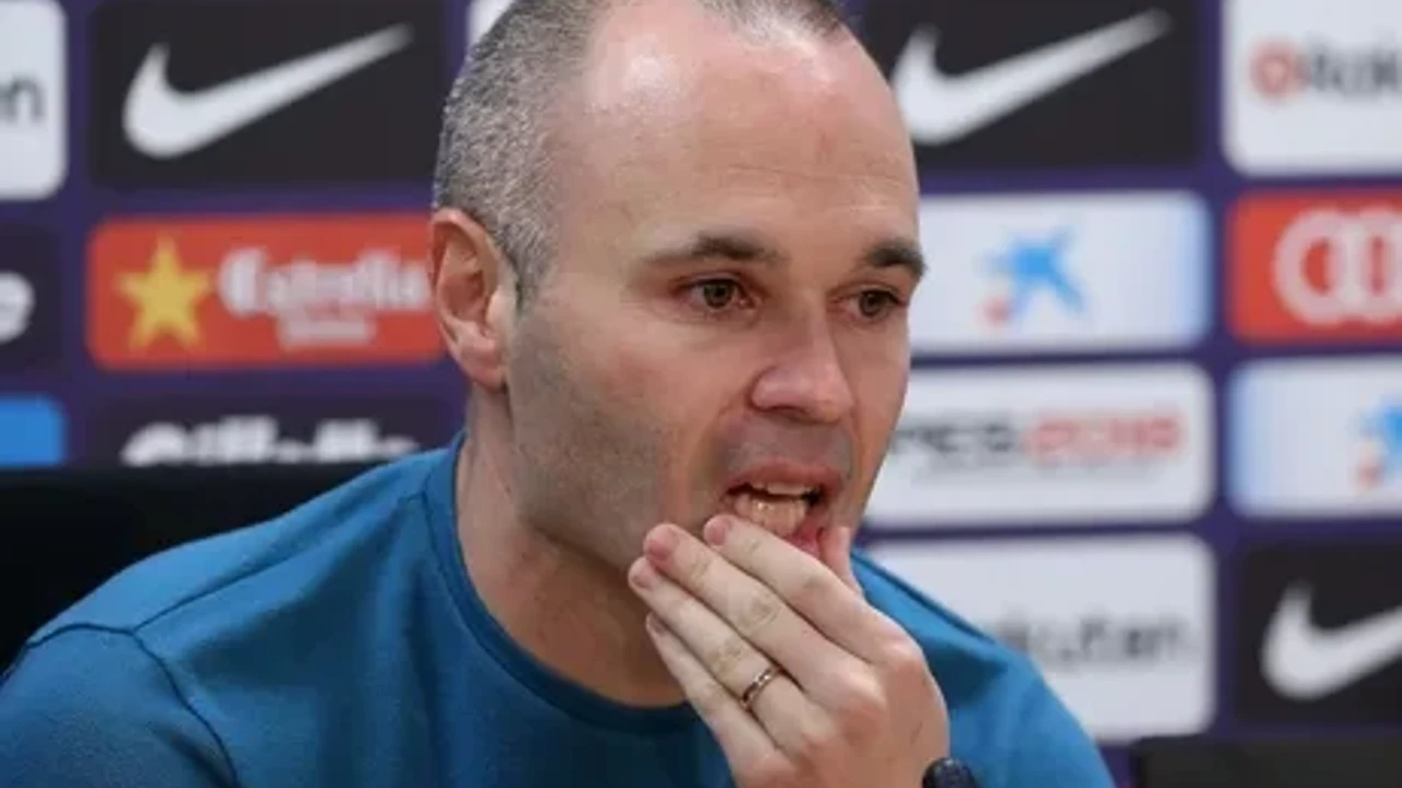 Barcelona efsanesi Iniesta'dan üzen haber