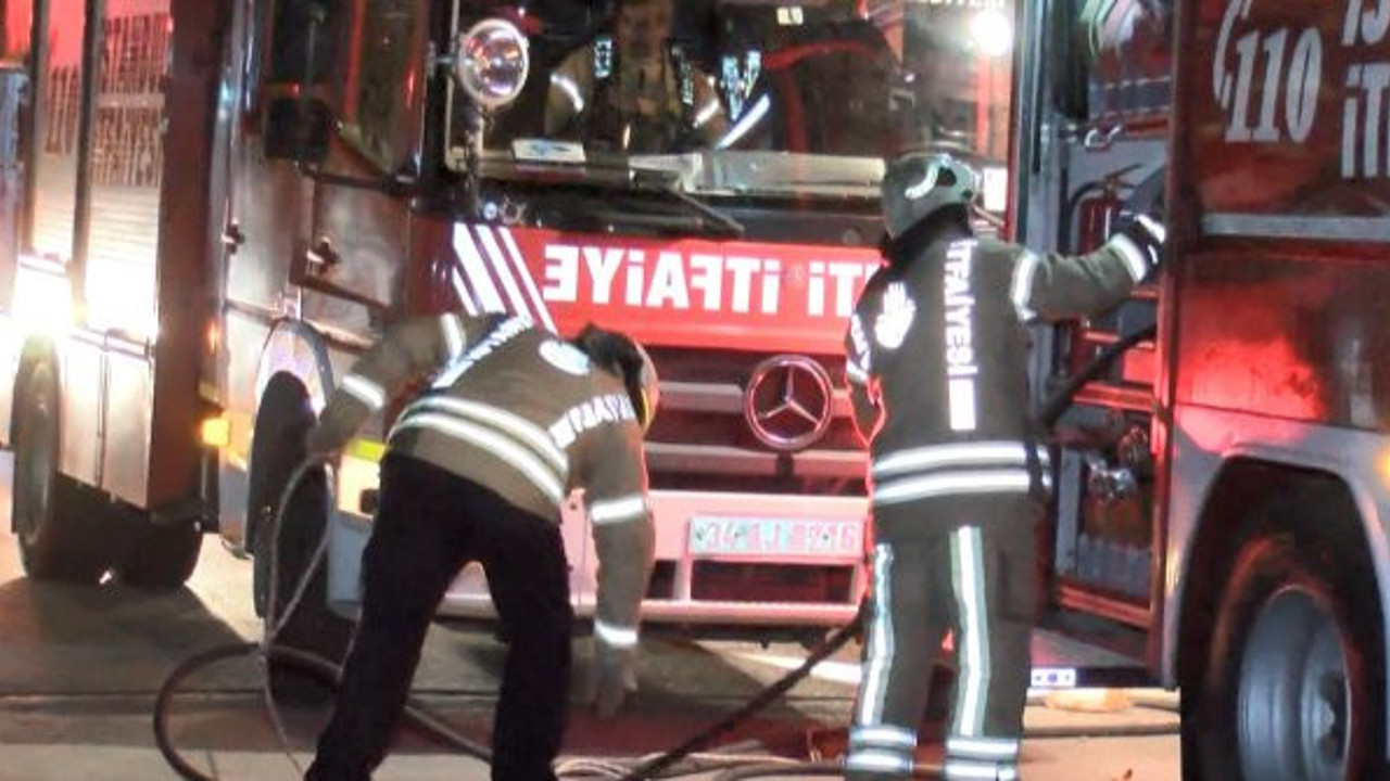 Kartal'da iş yerinde yangın. Bir kişi dumandan etkilendi