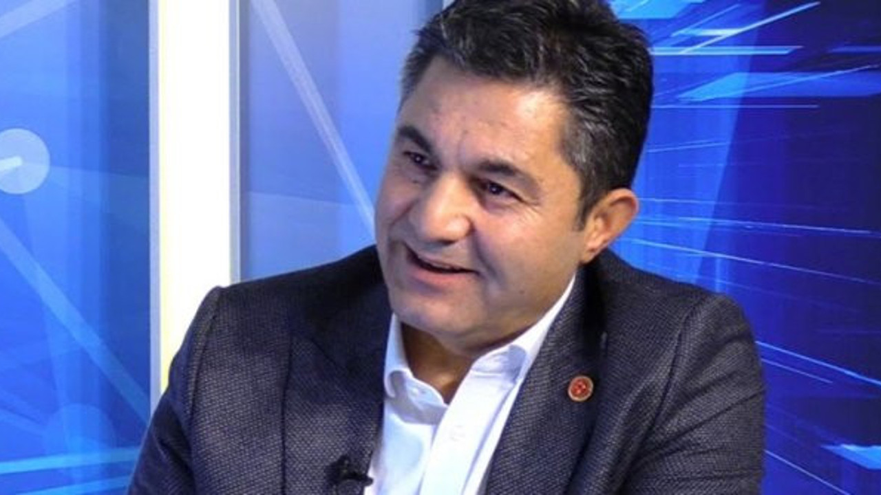 İYİ Partili Ali Kıdık açıkladı: Bizimkiler yine umursamıyor... Bakın yarın kaç uçak dolusu korona servisi Türkiye'ye gelecek