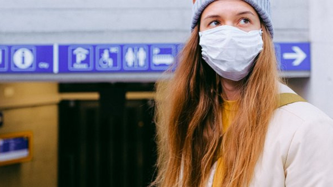 Flaş... Flaş... Yeni koronanın kimlerde daha bulaşıcı olduğu açıklandı