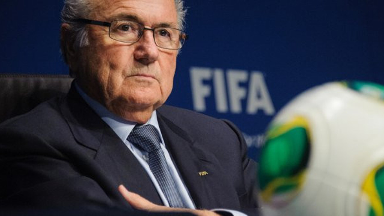 Eski FIFA Başkanı Blatter'a yolsuzluk davası