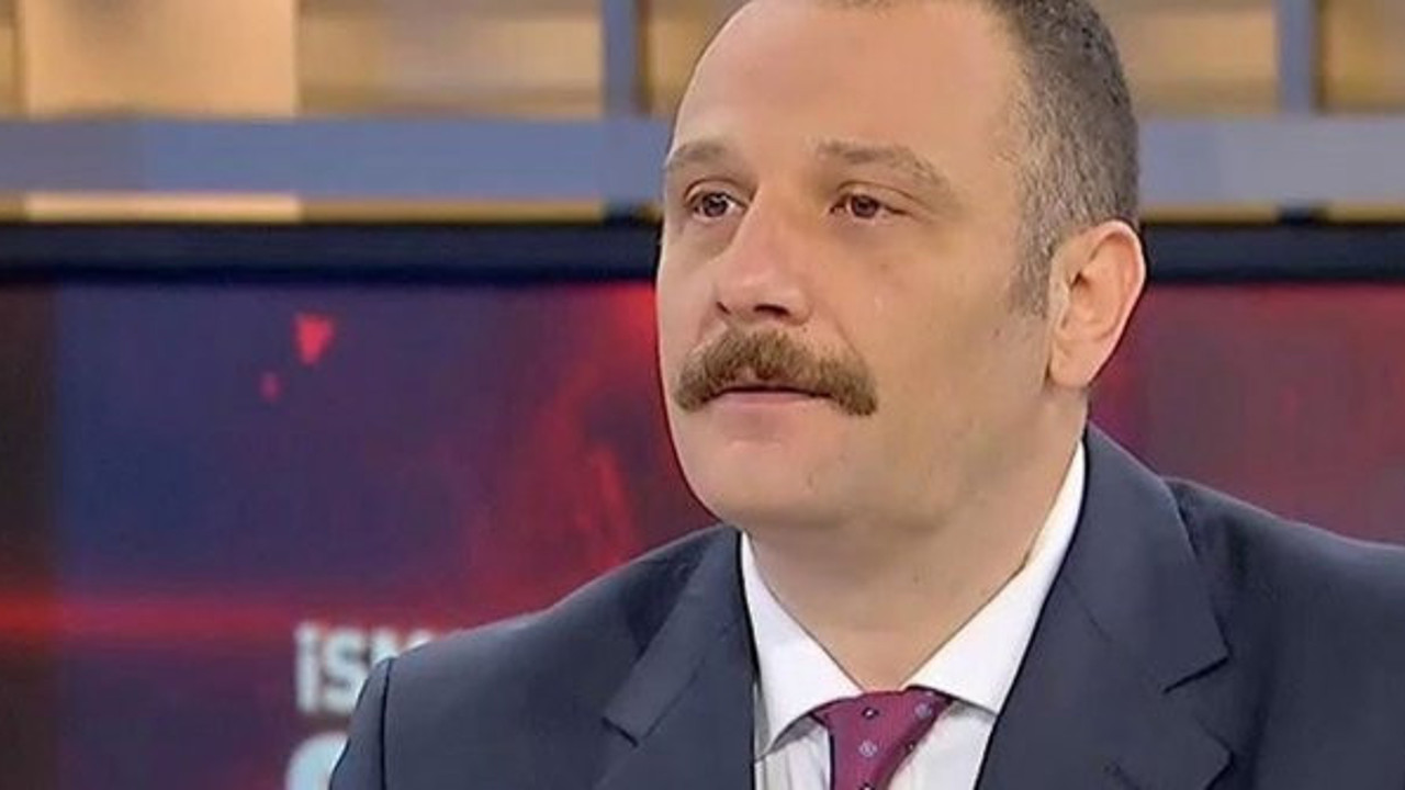 Bir ünlü gazeteci daha gönüllü aşı oldu. Torpil bulamayan gazeteciler gönüllü aşı oluyor