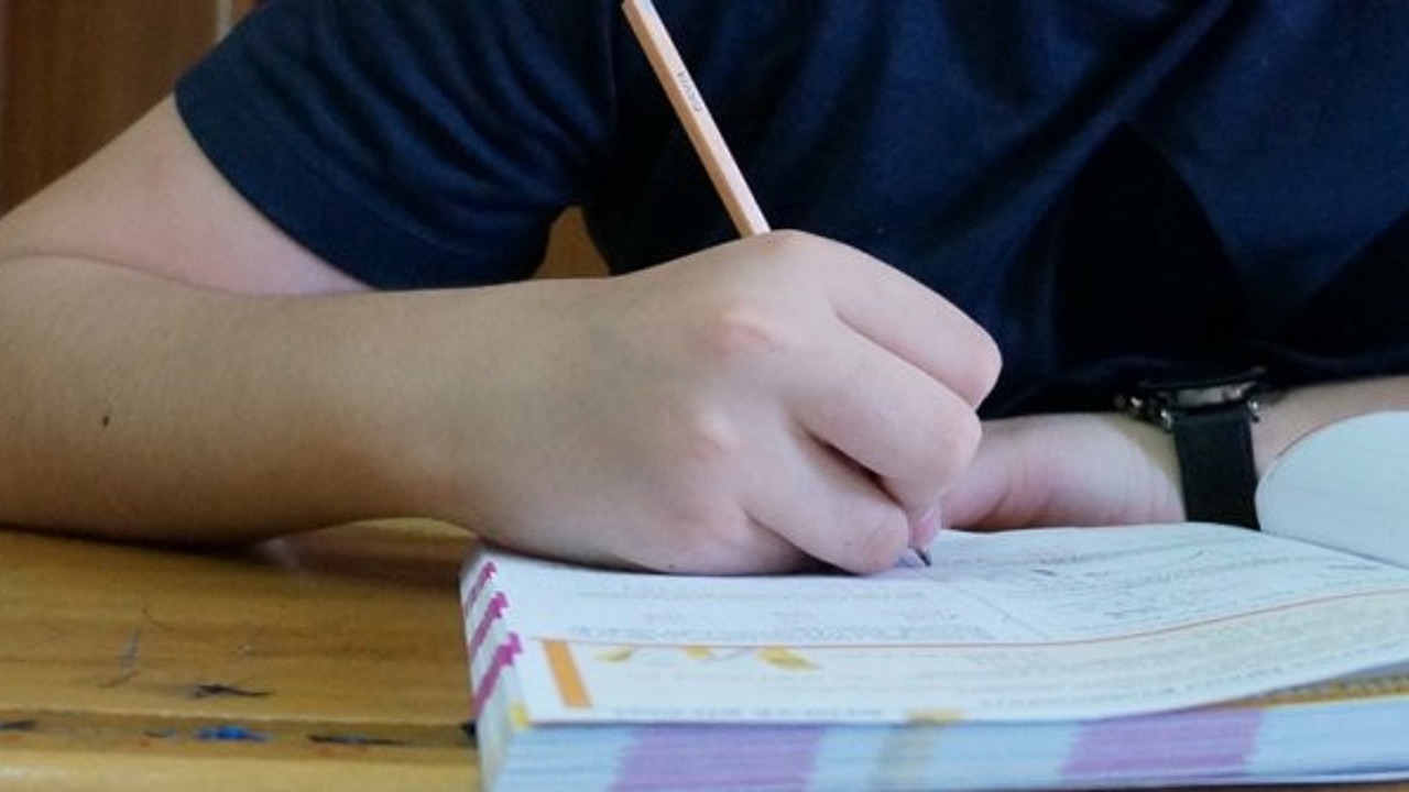 Liselerde yüz yüze sınavlar ne zaman yapılacak. Bakan Selçuk açıkladı