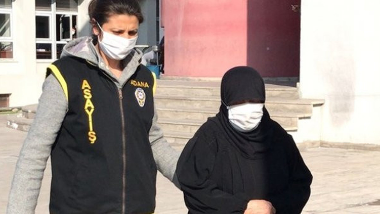 Adana’da suçüstü yakalanan 70 yaşındaki yankesicilik şüphelisi kadın tutuklandı