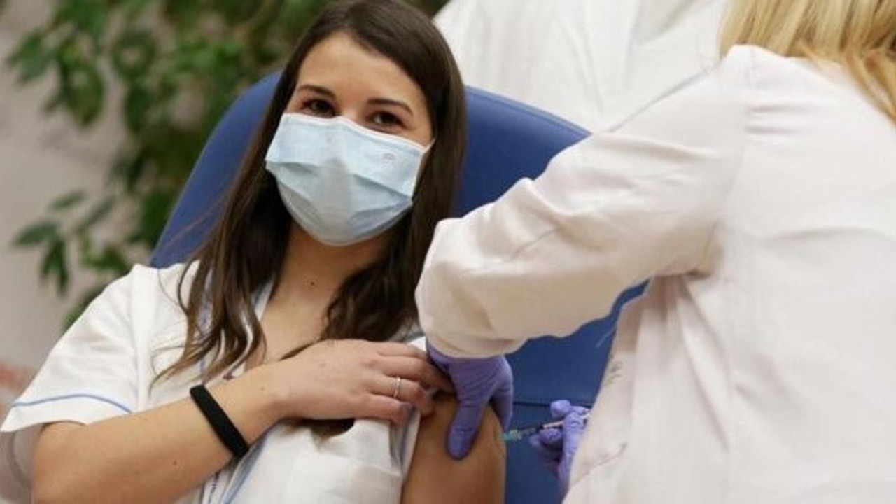 Tüm dünyada korona virüs aşısı başladı! Türkiye'de ses yok