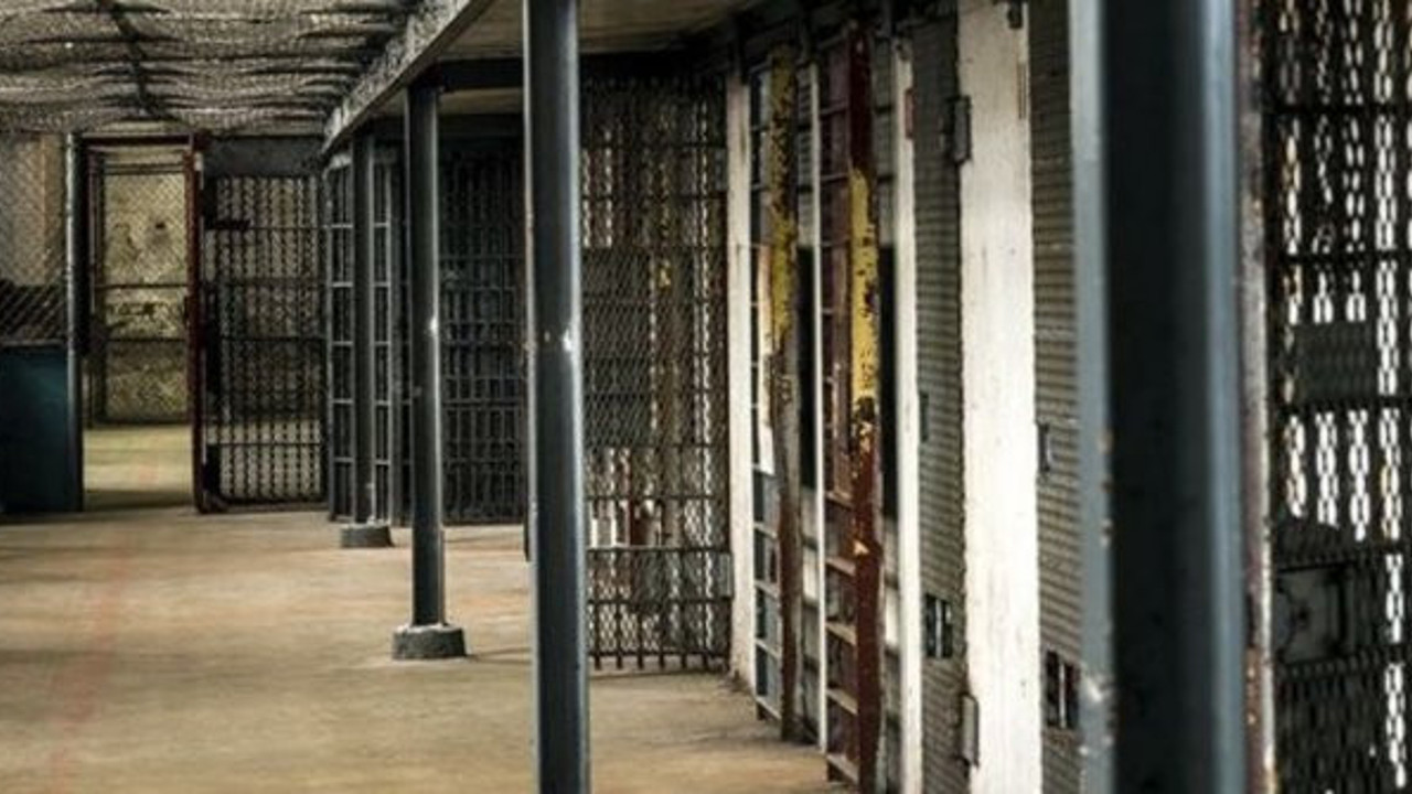 Filistin İsrail'in aşı talimatını kınadı