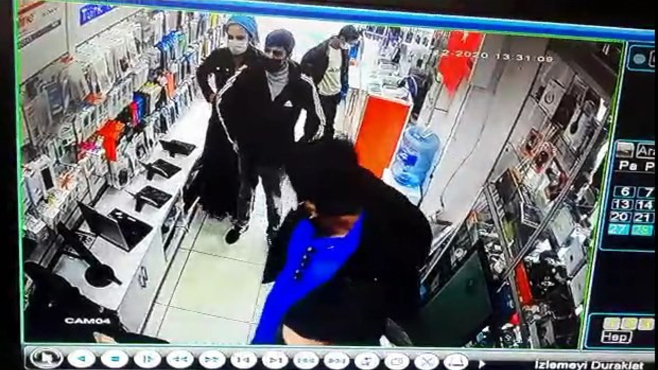 Çocuklarına hırsızlık yaptırdılar
