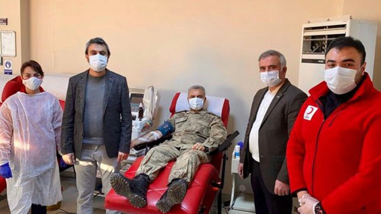 Koronayı yenen jandarma personelleri immün plazma bağışı yaptı
