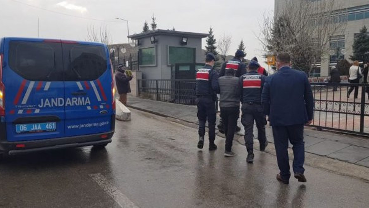 Sahte kimlik yakalanma nedeni oldu