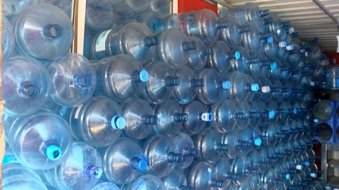 İstanbul'da su satışları patladı kova bidon ne varsa dolduruldu