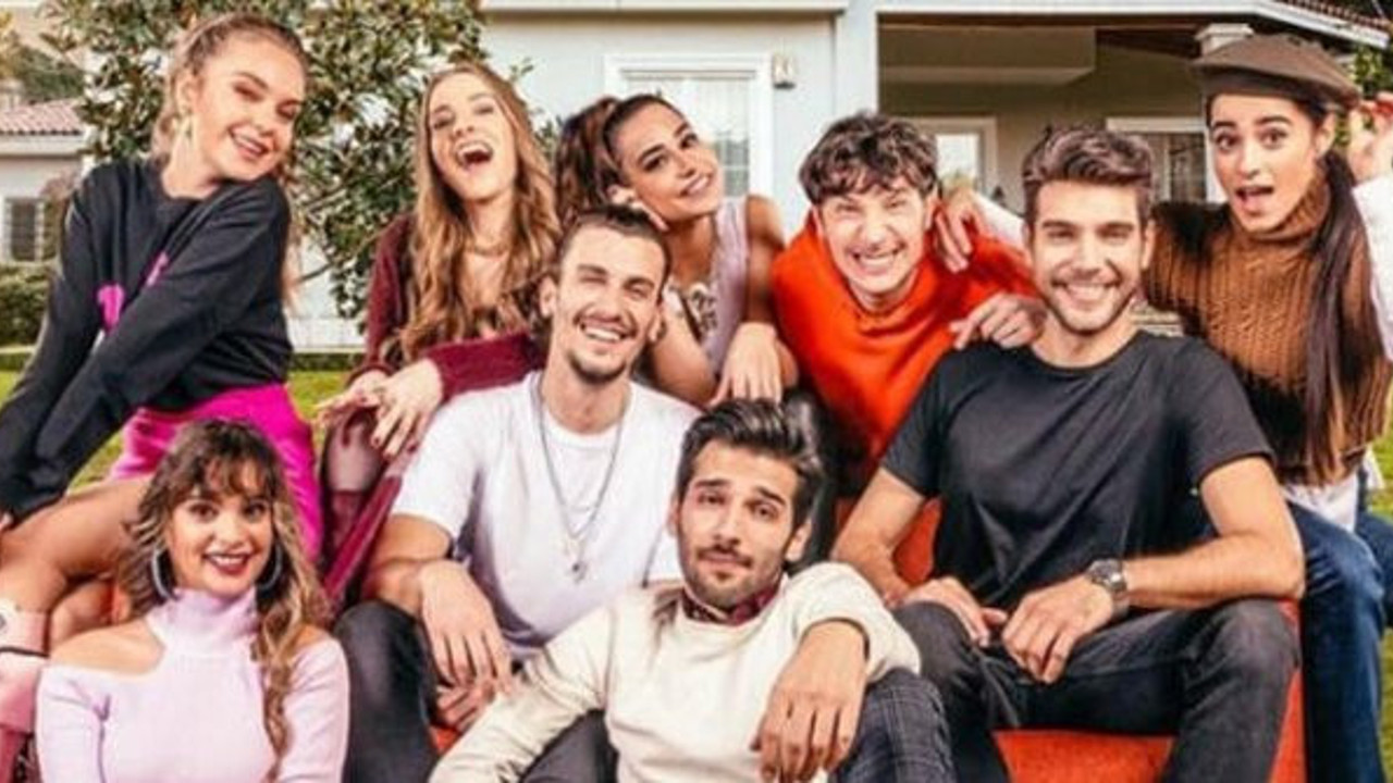 Öğrenci Evi dizisi oyuncuları kimdir. Öğrenci Evi dizisi konusu nedir. Öğrenci Evi nasıl izlenir, hangi kanalda