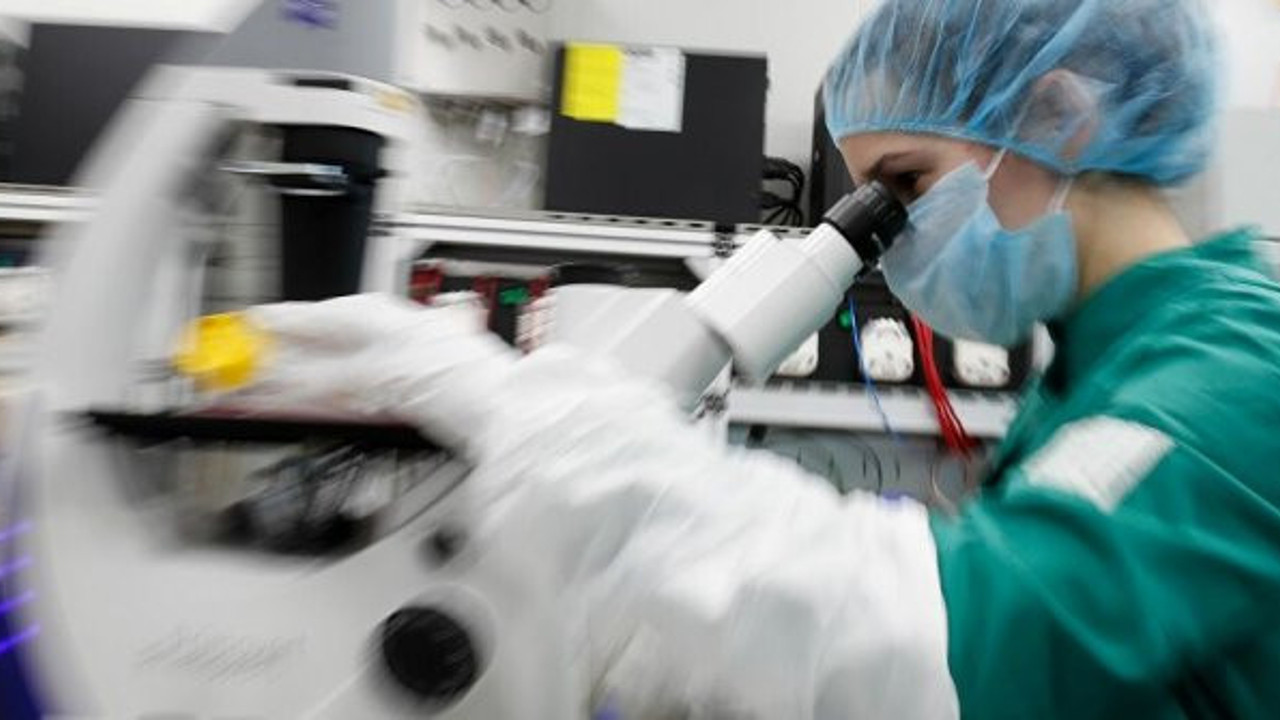 Korona virüsü yok eden fluvastin maddesi bulundu. Kolesterol hastalığında da kullanılıyor